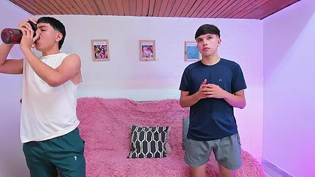 Snapshot of fabian_pena chatting on 09-12-25, 01:49 fabian pena online show from 09-12-25, 01:49