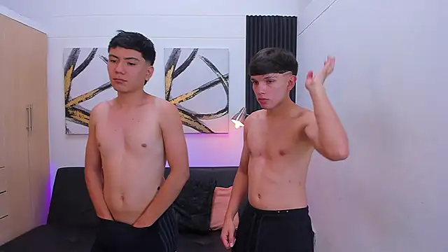 Snapshot of fabian_pena chatting on 10-03-25, 02:19 fabian pena online show from 10-03-25, 02:19