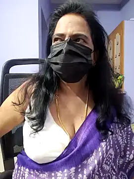 mallu-lover online show from 11-03-25, 01:01