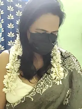 mallu-lover online show from 11-08-25, 03:56