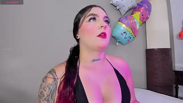 Snapshot of melody_blossom_ chatting on 11-09-25, 03:38 melody blossom online show from 11-09-25, 03:38