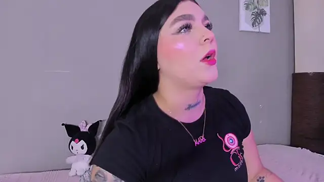 Snapshot of melody_blossom_ chatting on 11-22-25, 10:09 melody blossom online show from 11-22-25, 10:09