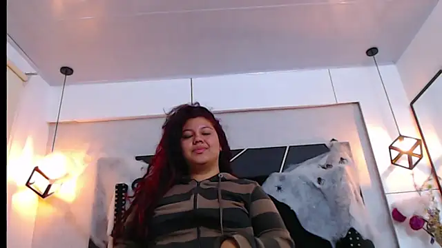 CloeStron online show from 10-22-25, 10:59