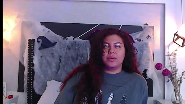 CloeStron online show from 10-24-25, 11:50