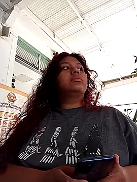 CloeStron online show from 11-20-25, 03:34