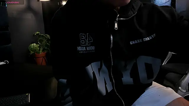 Eryonbradley online show from 01-07-26, 11:23