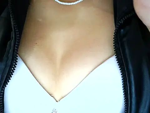 KUTTY MODEL online show from 07-28-26, 06:20