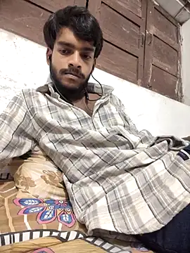 yashuuuu021 online show from 09-26-25, 06:23