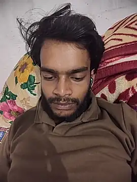 yashuuuu021 online show from 10-08-25, 06:27