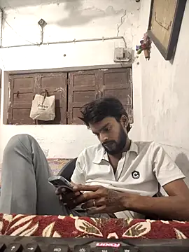 yashuuuu021 online show from 10-22-25, 04:29