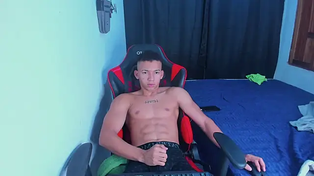 Snapshot of JuanchiT66 chatting on 06-22-26, 12:46 JuanchiT66 online show from 06-22-26, 12:46