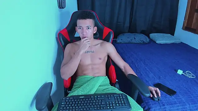 Snapshot of JuanchiT66 chatting on 07-05-26, 02:40 JuanchiT66 online show from 07-05-26, 02:40