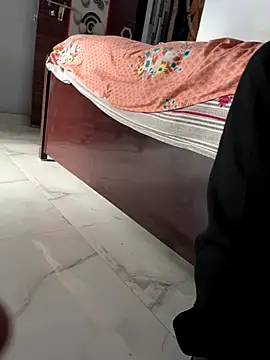 Snapshot of NoddingScorpion chatting on 10-06-25, 12:02 NoddingScorpion online show from 10-06-25, 12:02