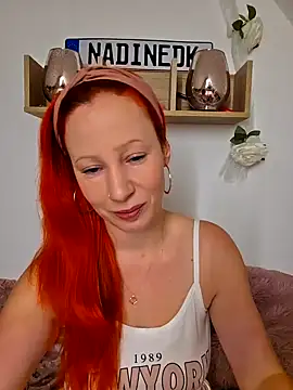 Nadinedk online show from 10-01-25, 06:41