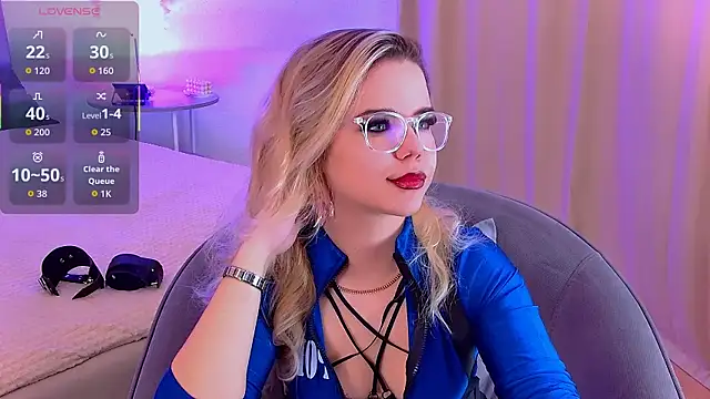 PrincessSlay online show from 10-30-25, 05:31