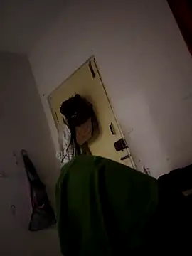 Snapshot of whitelady15 chatting on 11-08-25, 05:56 whitelady15 online show from 11-08-25, 05:56