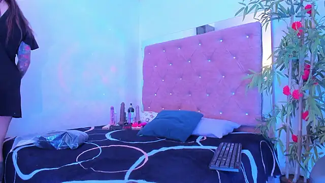 JulianaCarter online show from 02-27-26, 07:36