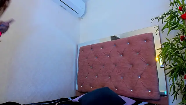 JulianaCarter online show from 03-11-26, 07:31