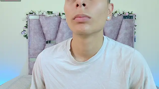 lana and liam  online show from 11-15-25, 10:34