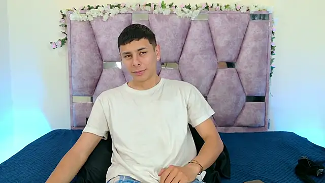 lana and liam  online show from 03-01-26, 11:23