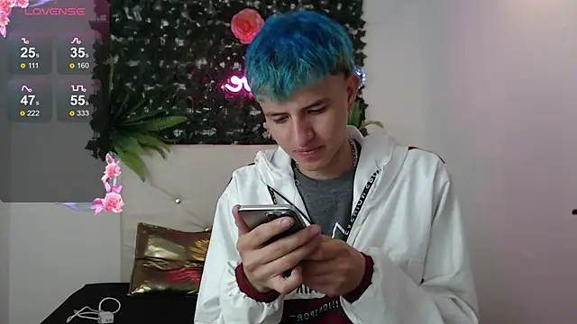 iam lukas   online show from 10-07-25, 03:47