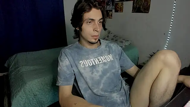 Snapshot of golden_ryyan chatting on 05-07-26, 07:36 golden ryyan online show from 05-07-26, 07:36