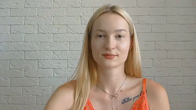 Snapshot of Alice_Sweet_01 chatting on 07-02-26, 12:00 Alice Sweet 01 online show from 07-02-26, 12:00