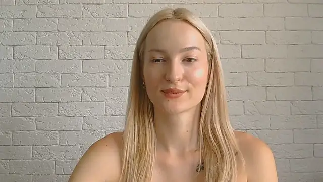 Snapshot of Alice_Sweet_01 chatting on 07-29-26, 12:47 Alice Sweet 01 online show from 07-29-26, 12:47