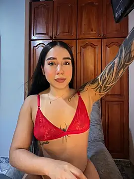 KaditaNavarro online show from 04-23-26, 11:29