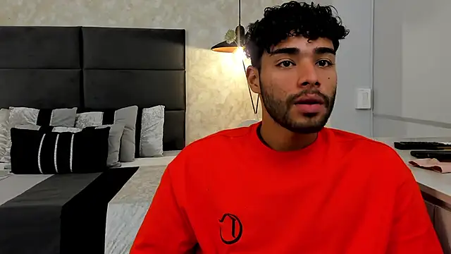 Snapshot of RaphaelDufort chatting on 11-15-25, 09:43 RaphaelDufort online show from 11-15-25, 09:43