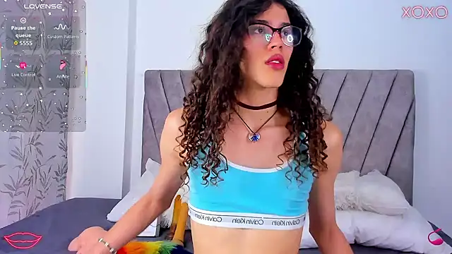 Snapshot of Nico_Gonzalez_ chatting on 10-07-25, 01:52 Nico Gonzalez  online show from 10-07-25, 01:52