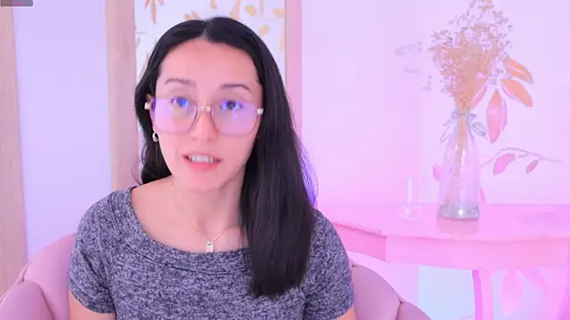 Ginevra esposito online show from 09-26-25, 01:04