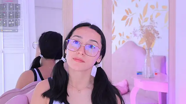 Ginevra esposito online show from 10-10-25, 12:59