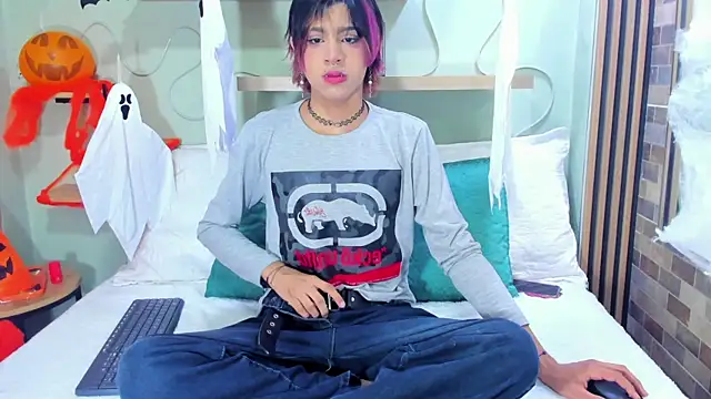 Snapshot of Dan_Copers chatting on 10-22-25, 01:55 Dan Copers online show from 10-22-25, 01:55