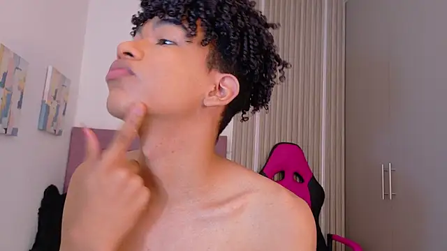 Ivone Rose  online show from 10-29-25, 12:29