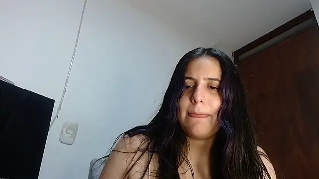 Snapshot of Electraweb_09 chatting on 11-03-25, 07:04 Electraweb 09 online show from 11-03-25, 07:04