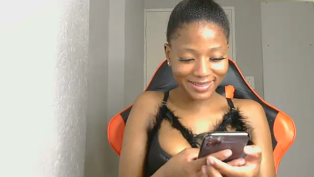 Ballenciaa online show from 09-21-25, 07:15