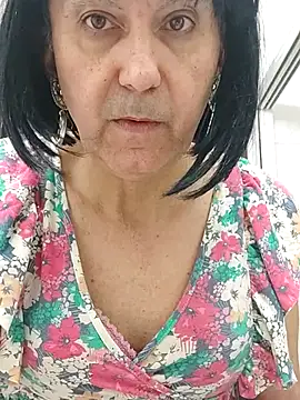 Emily de Carla online show from 10-31-25, 07:31