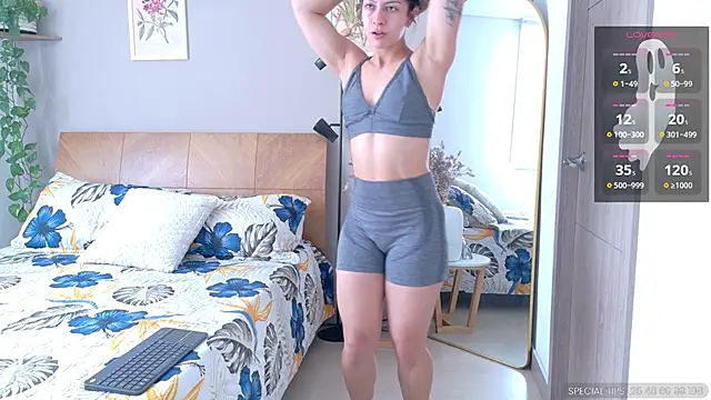 sarah rayy online show from 10-23-25, 02:38