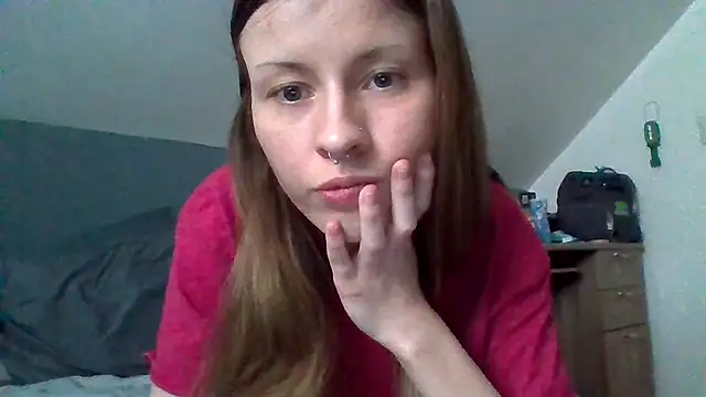 sarah2007 online show from 11-05-25, 06:19