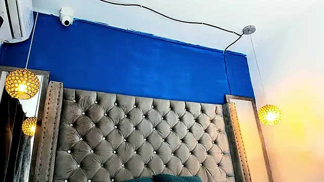 latinhotmuscle online show from 11-14-25, 04:22