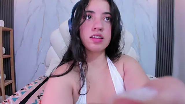 Nicol Chang online show from 10-29-25, 07:48