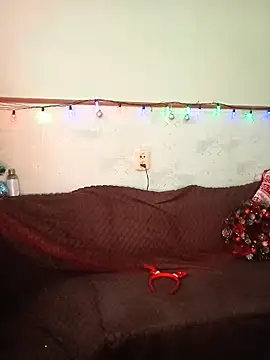 XHelenaX90 online show from 12-22-25, 10:01