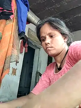 Hot-ilaiy online show from 10-22-25, 09:20