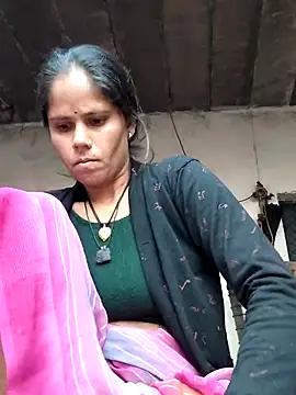 Hot-ilaiy online show from 11-29-25, 02:25