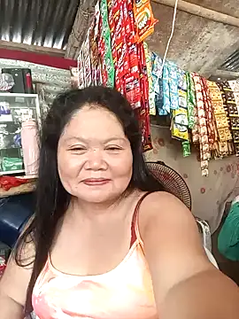 Snapshot of Mari_fvcks chatting on 09-28-25, 01:22 Mari fvcks online show from 09-28-25, 01:22