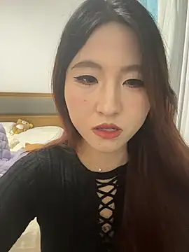 Snapshot of ououlovelove chatting on 02-19-26, 02:13 ououlovelove online show from 02-19-26, 02:13