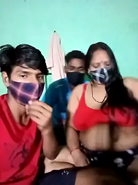 LoveOnStream online show from 10-12-25, 04:50