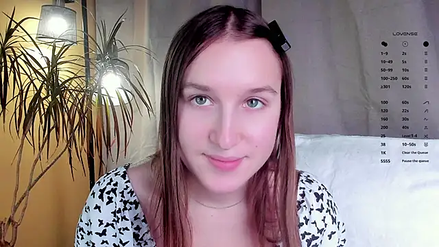 NanaMertins online show from 11-23-25, 01:38