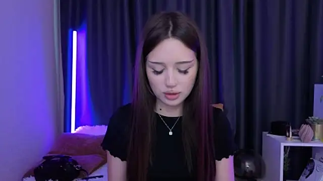 BlackEyesGirl online show from 06-08-26, 06:03